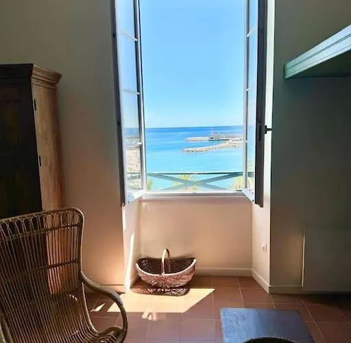 Апартаменты Le Victoria Vista Vue Ментона
